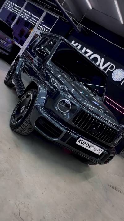 Ремонт коррозии и покраска дверей Mercedes-AMG G63